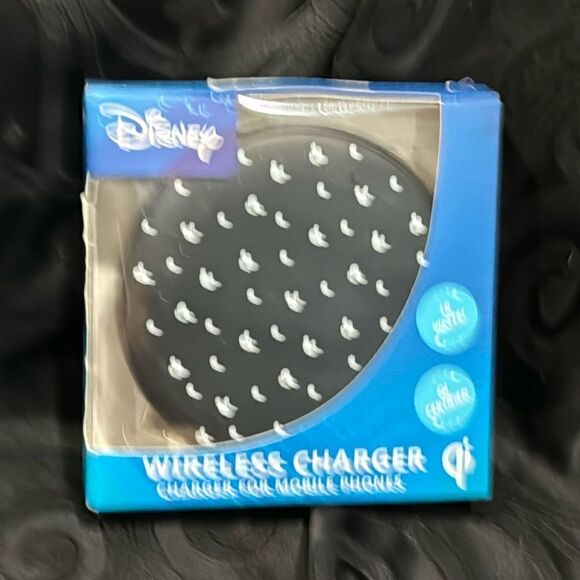 Disney Other - Disney Wireless charger